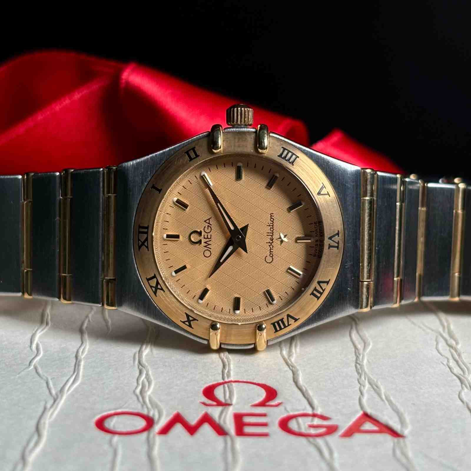 ساعت مچی زنانه امگا 25.5 میلیمتری تمام میخ طلا Omega Constellation مدل k-1272.10.00-56520038 - تصویر 2