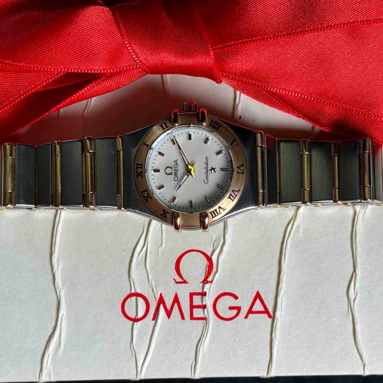 ساعت مچی زنانه امگا 22.5 میلیمتری تمام میخ طلا Omega Constellation مدل k-1262.70.00-57232341 - تصویر 2