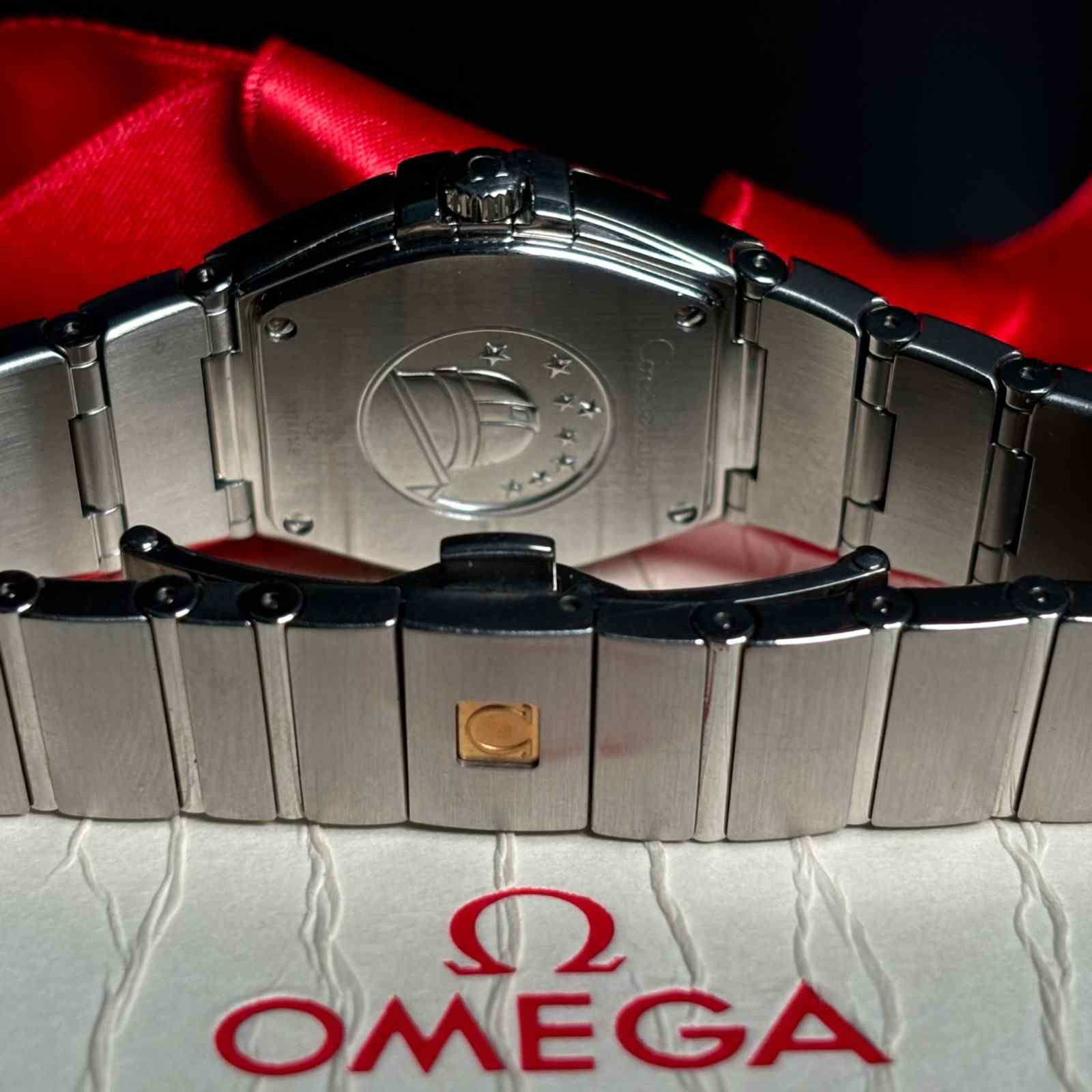 ساعت مچی زنانه امگا 27 میلیمتری تمام استیل صفحه برلیان Omega Constellation New Face مدل k-123.10.27.60.51.001-91744148 - تصویر 3