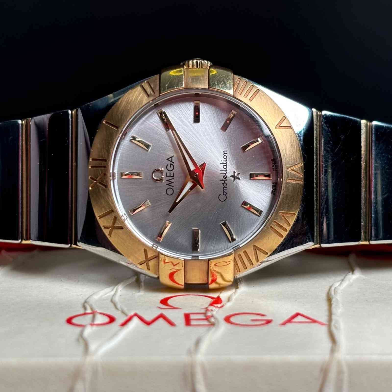 ساعت مچی زنانه امگا 27 میلیمتری تمام میخ طلا Omega Constellation مدل k-123.20.27.60.02.004-91877488 - تصویر 2