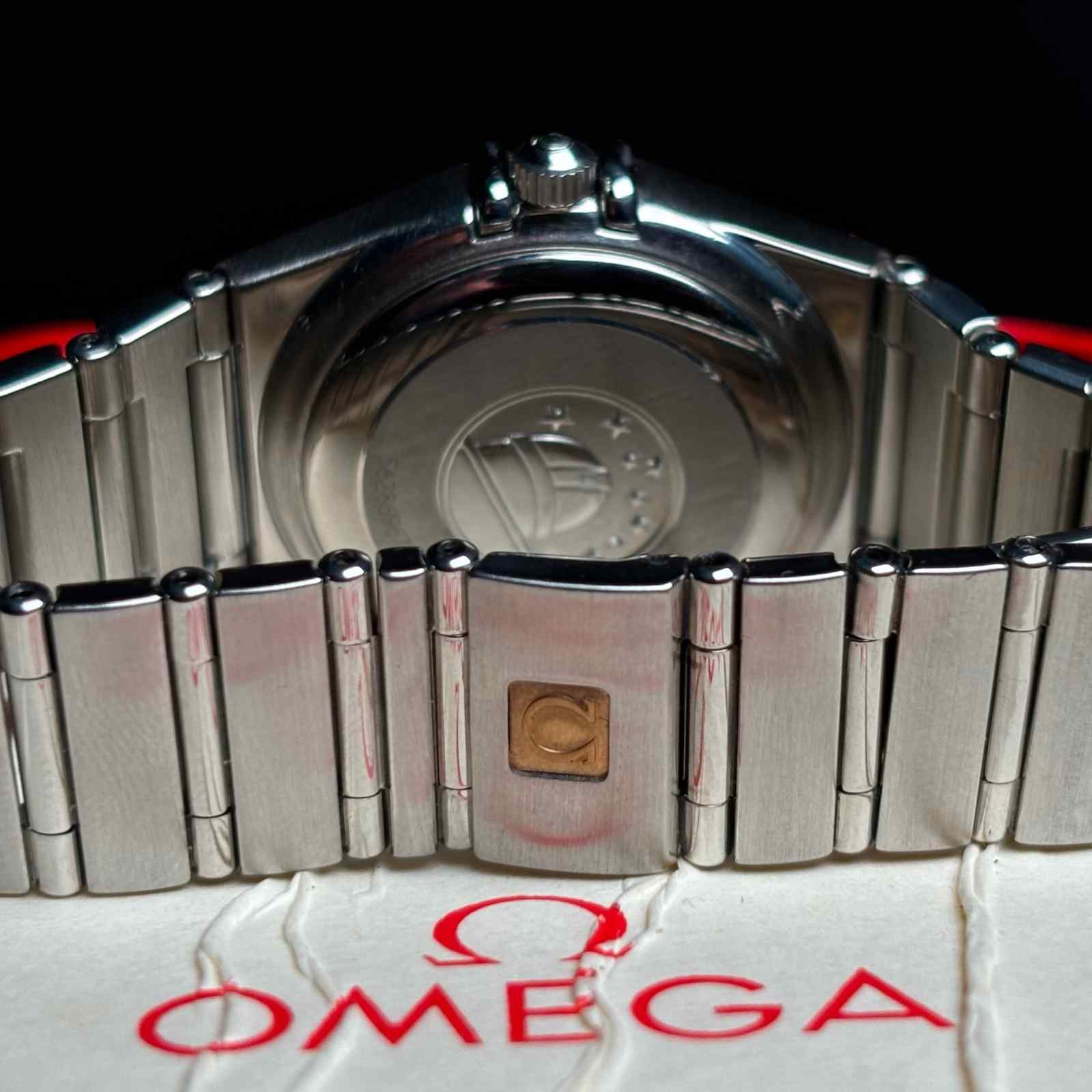ساعت مچی زنانه امگا 27.5 میلیمتری تمام استیل صفحه صدف Omega Constellation مدل k-1344.00.00-56286967 - تصویر 5