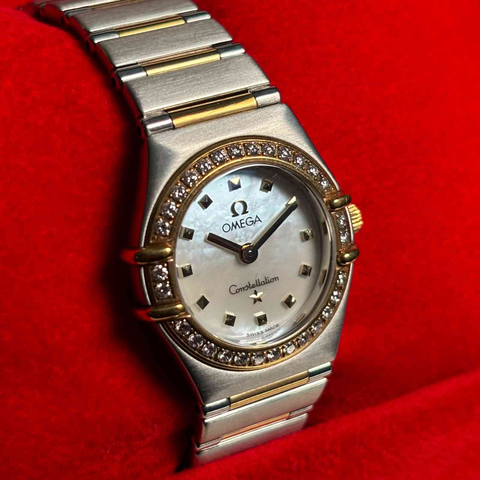 ساعت مچی زنانه امگا 22.5 میلیمتری وسط میخ طلا صفحه صدف زه برلیان Omega Constellation مدل k-1365.71.00-56966968 - تصویر 2