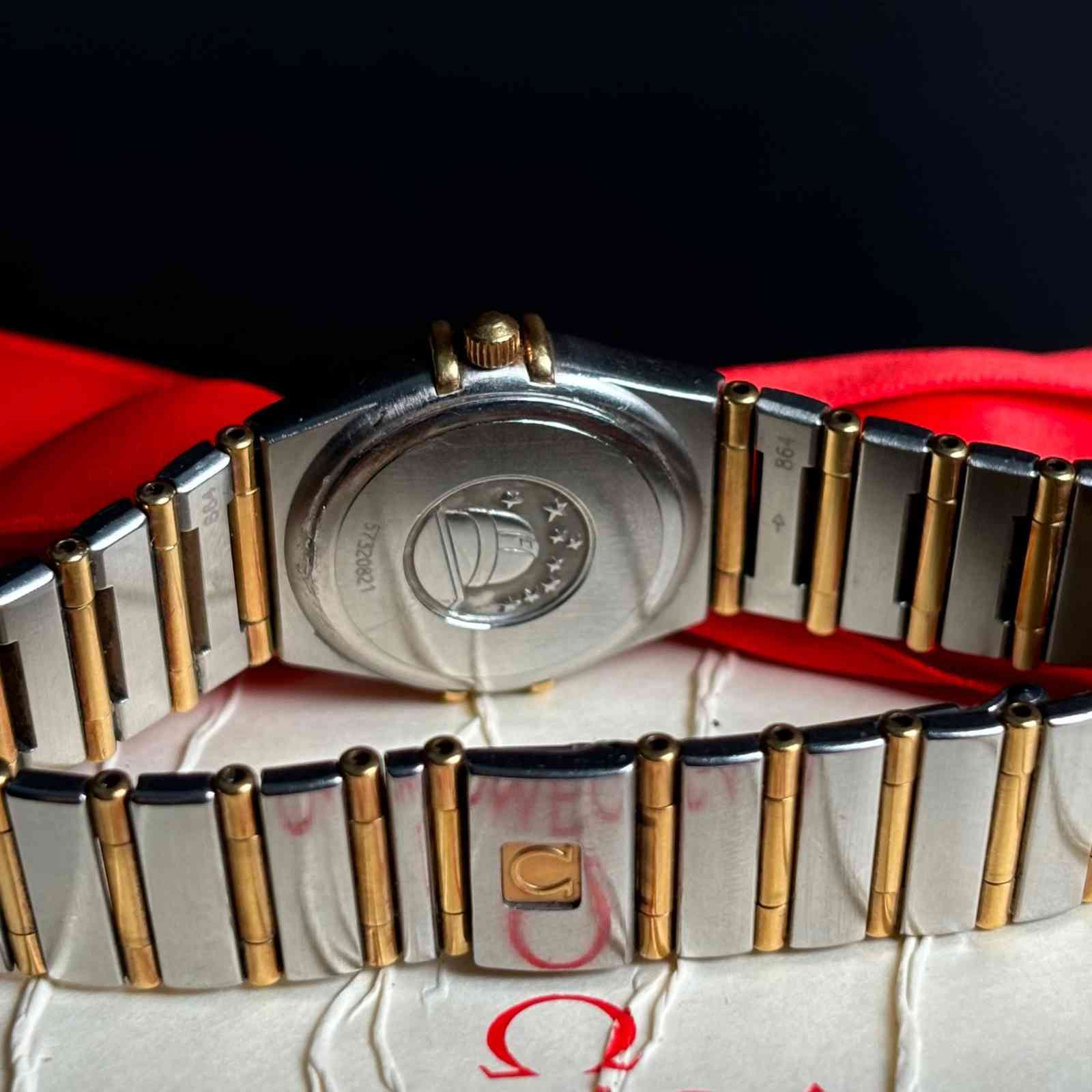 ساعت مچی زنانه امگا 26 میلیمتری تمام میخ طلا Omega Constellation مدل k-57320821 - تصویر 3